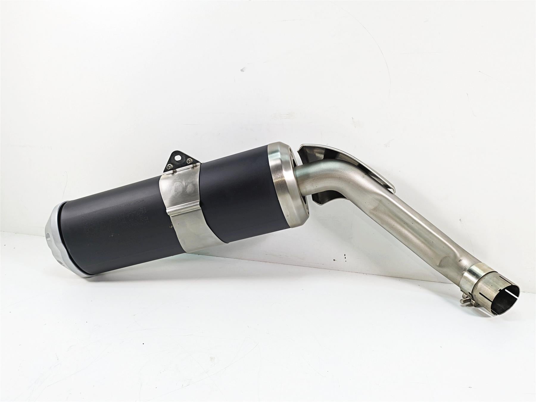 2020 Moto Guzzi V85 TT Adventure Oem Exhaust Silencer Pipe Muffler 2B005163 {{ shop.shopifyCountryName }} - Mototech271