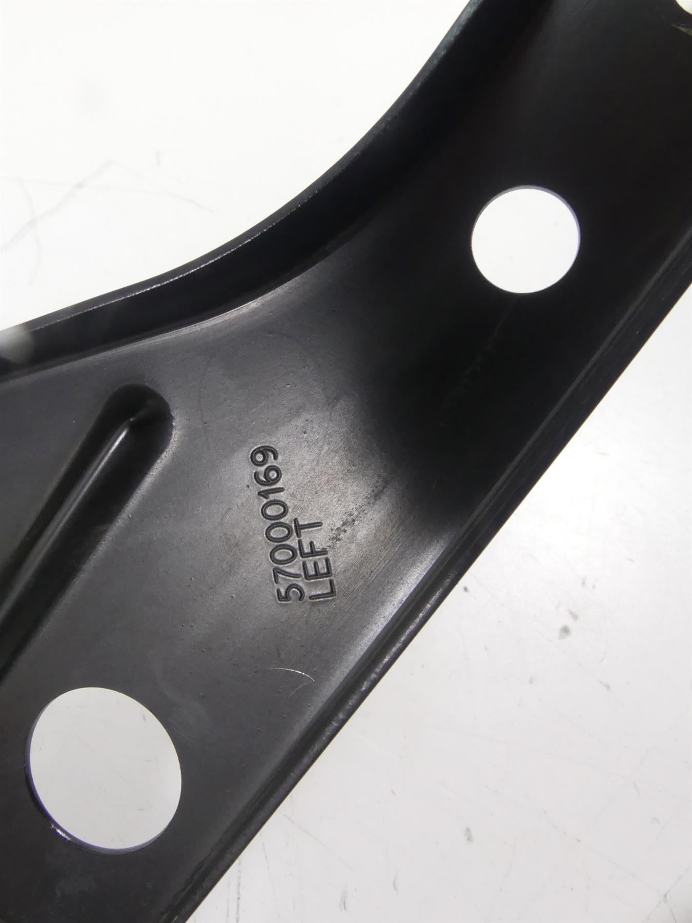 2014 Harley Touring FLHX Street Glide Front Fairing Mounting Hardware 57000186 {{ shop.shopifyCountryName }} - Mototech271