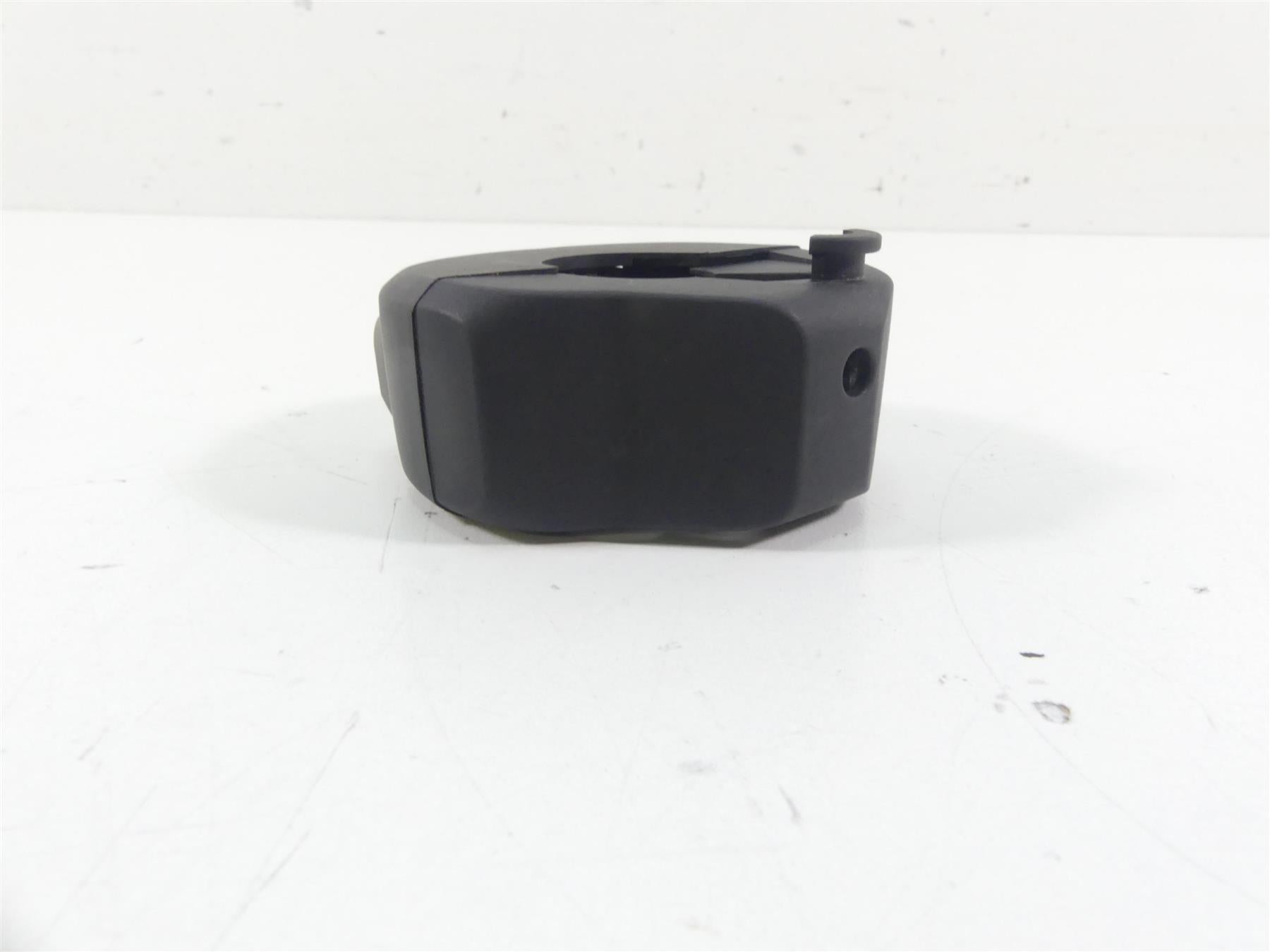 2016 BMW S1000XR K49 Right Hand Start Stop Heat Control Switch 61318546186 {{ shop.shopifyCountryName }} - Mototech271