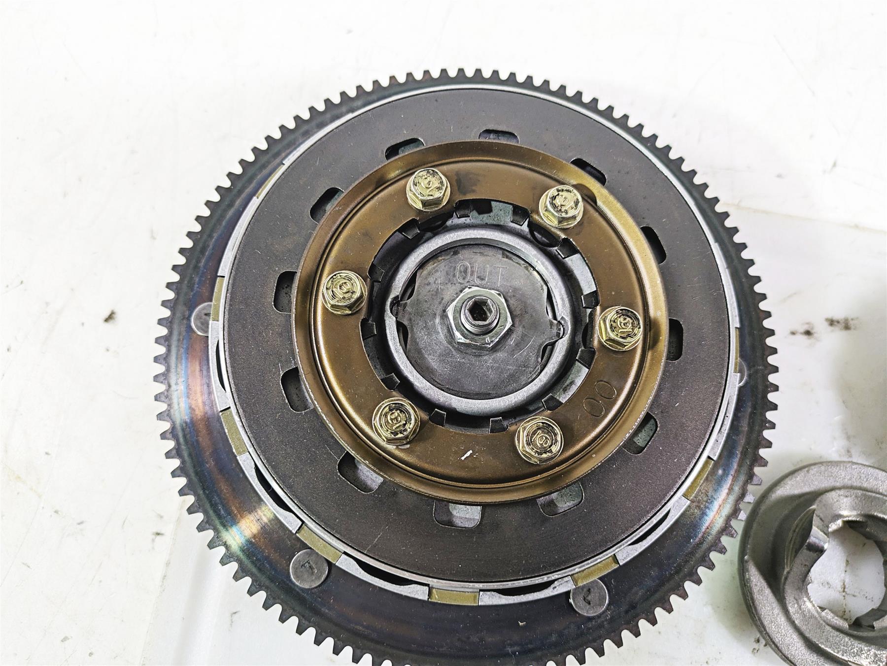 2002 Harley FLSTC Softail Heritage Classic Primary Drive Clutch - Read 37707-98A {{ shop.shopifyCountryName }} - Mototech271