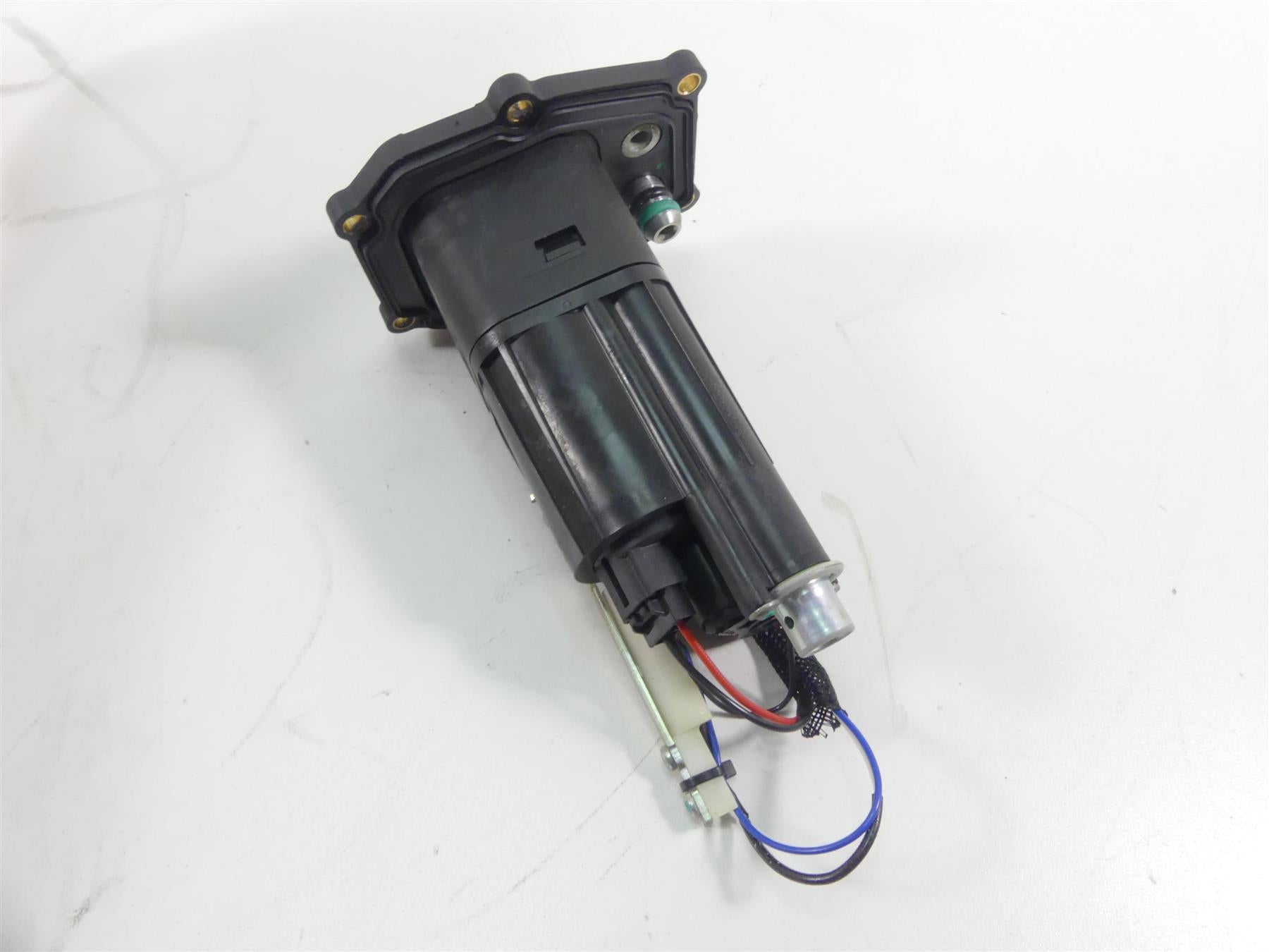 2018 Ducati Panigale 1100 V4 S Fuel Gas Petrol Pump 16024371A {{ shop.shopifyCountryName }} - Mototech271