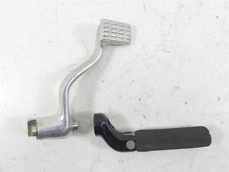 2013 Harley VRSCDX Night Rod Special Right Front Footpeg Brake Pedal 44738-06 {{ shop.shopifyCountryName }} - Mototech271