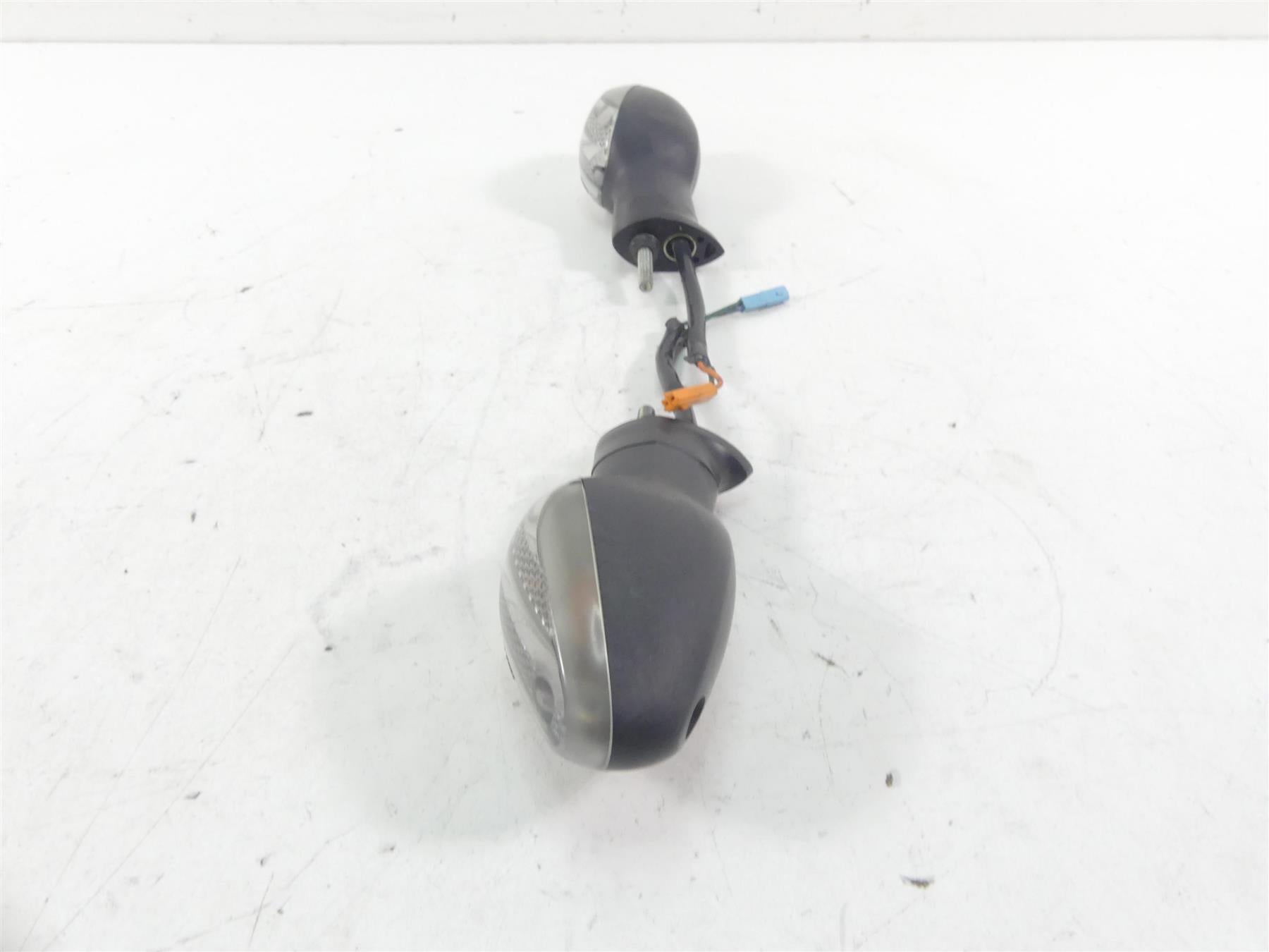 2015 Honda CBR1000 RR SC59 Rear Oem Blinker Turn Signal Set 33600-MFL-694 {{ shop.shopifyCountryName }} - Mototech271