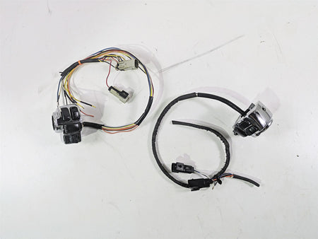 2007 Harley Touring FLHRSE CVO Road King Chrome Hand Control Switch Set 71682-06 {{ shop.shopifyCountryName }} - Mototech271