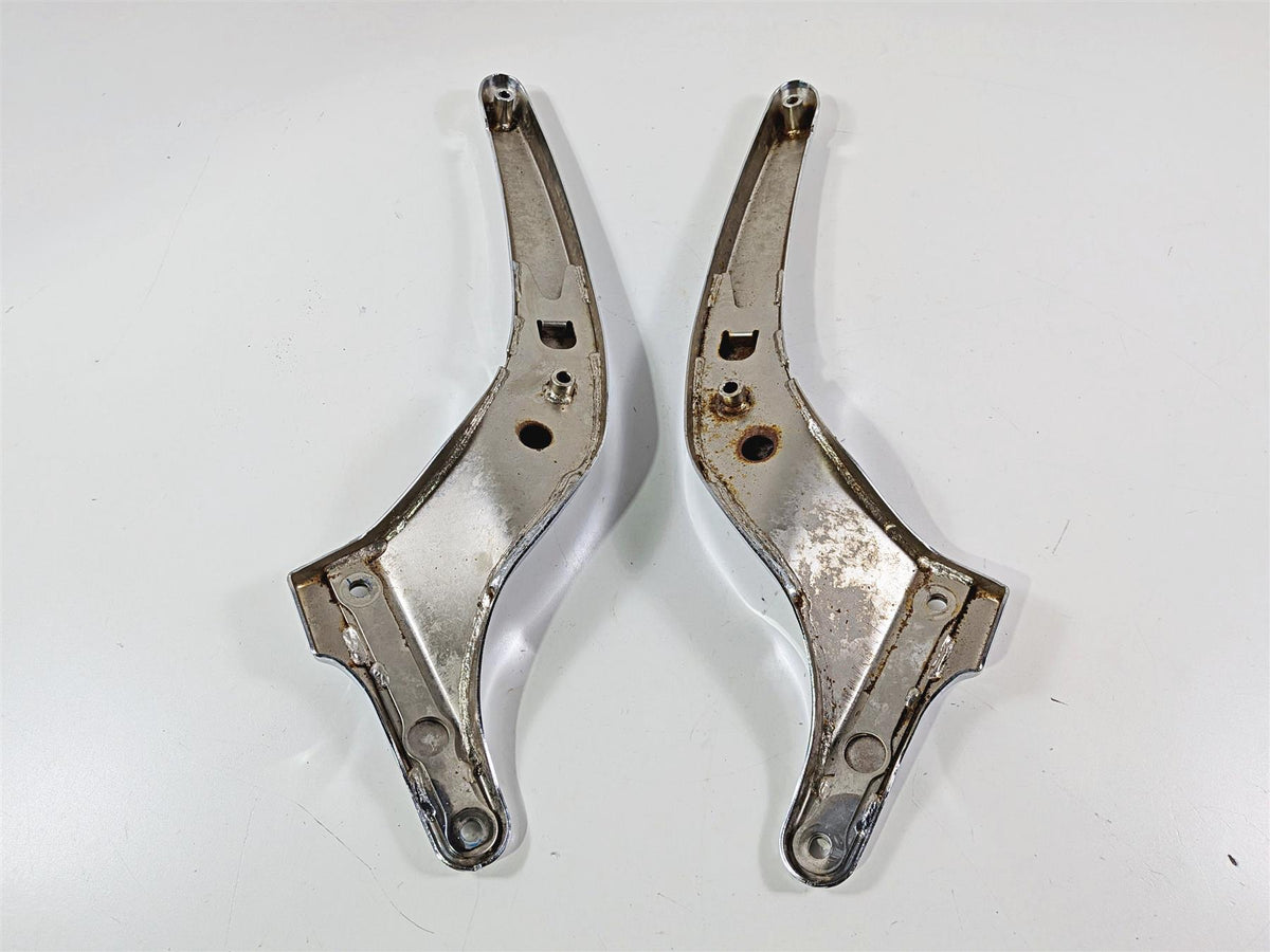2006 Suzuki C90 VL1500T Boulevard Rear Fender Chrome Struts Mounts 41610-10F30 {{ shop.shopifyCountryName }} - Mototech271