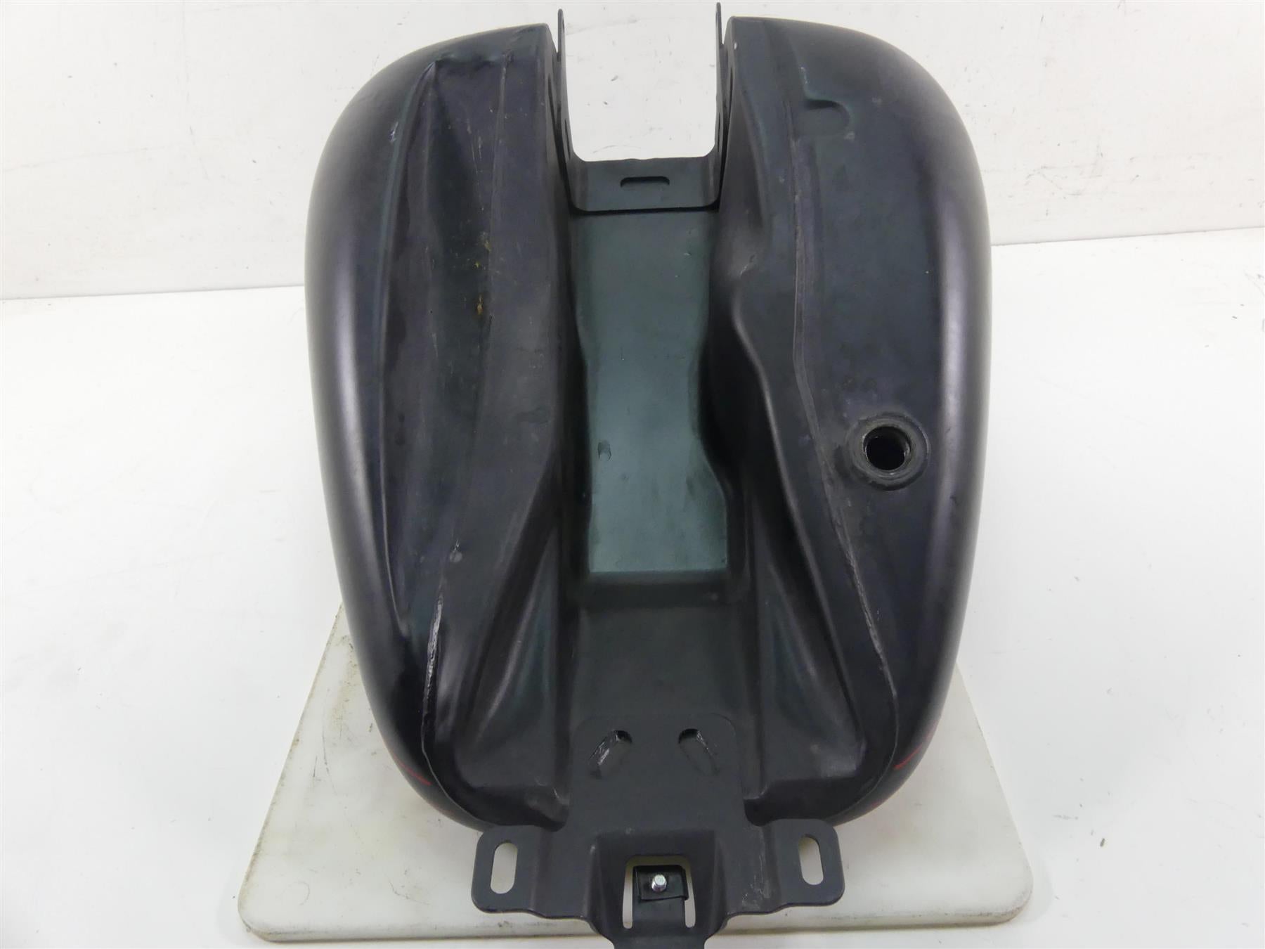 2013 Harley Touring FLTRX Road Glide Fuel Gas Petrol Tank - Read 61356-08 {{ shop.shopifyCountryName }} - Mototech271