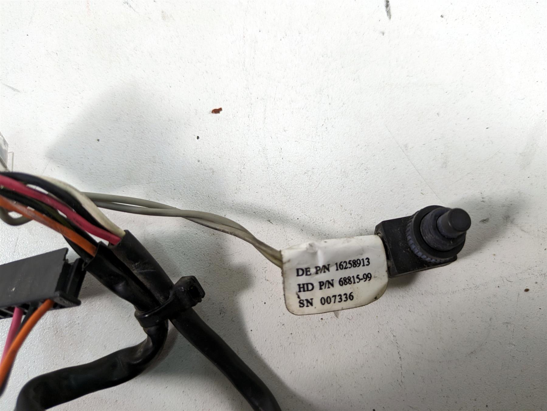 2000 Harley Dyna FXDL Low Rider Gauges Wiring Harness Loom - No Cuts 68841-98 {{ shop.shopifyCountryName }} - Mototech271