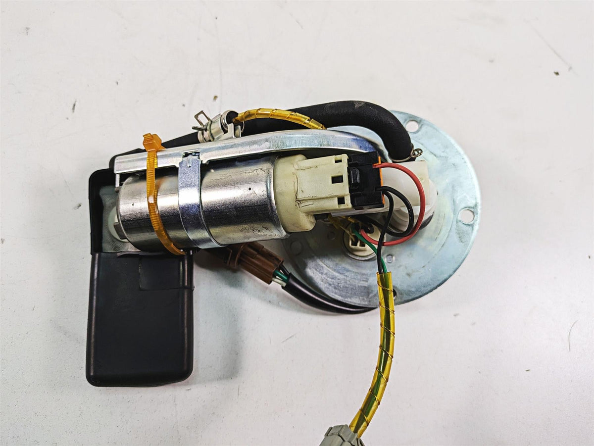 2016 Suzuki M109R VZR1800 Fuel Gas Petrol Pump & Sending Unit Tested 15100-48G11 {{ shop.shopifyCountryName }} - Mototech271