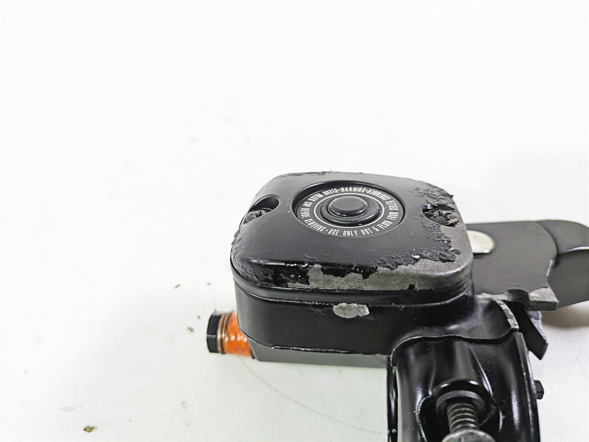 2008 Harley FLSTSB Cross Bones Front Master Cylinder 9/16 45019-08C {{ shop.shopifyCountryName }} - Mototech271