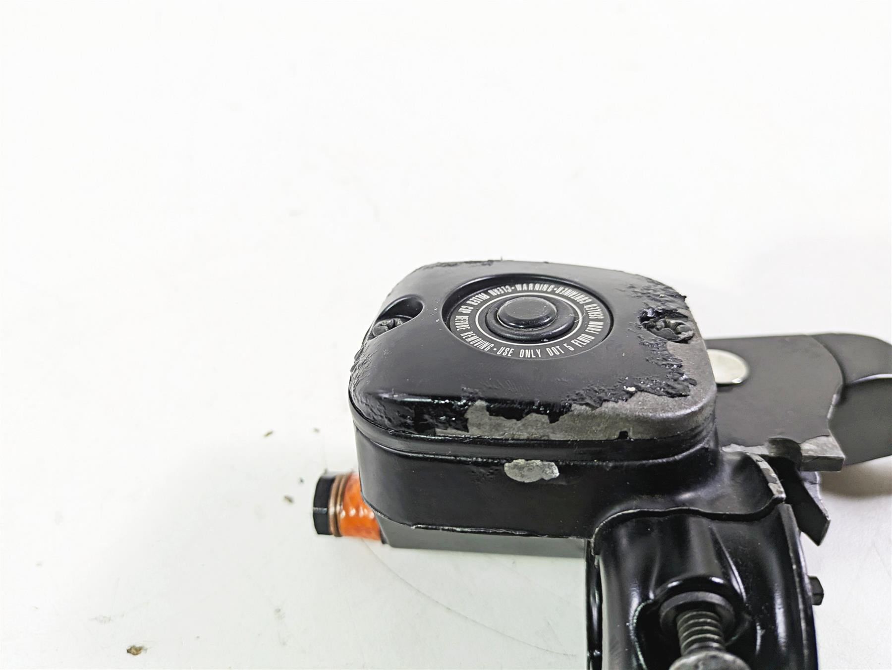 2008 Harley FLSTSB Cross Bones Front Master Cylinder 9/16 45019-08C {{ shop.shopifyCountryName }} - Mototech271
