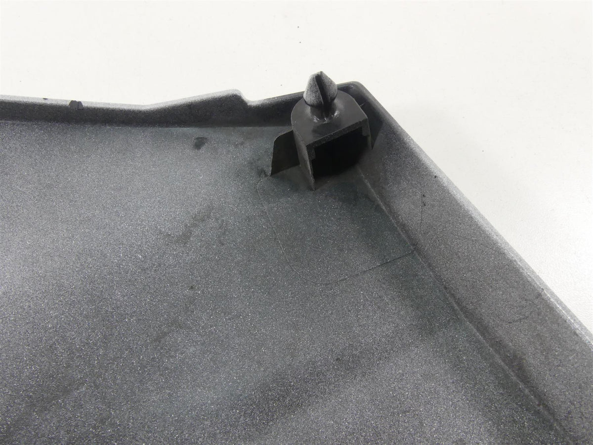 2011 Victory Cross Country Right Side Cover Fairing Cowl 5437589 {{ shop.shopifyCountryName }} - Mototech271