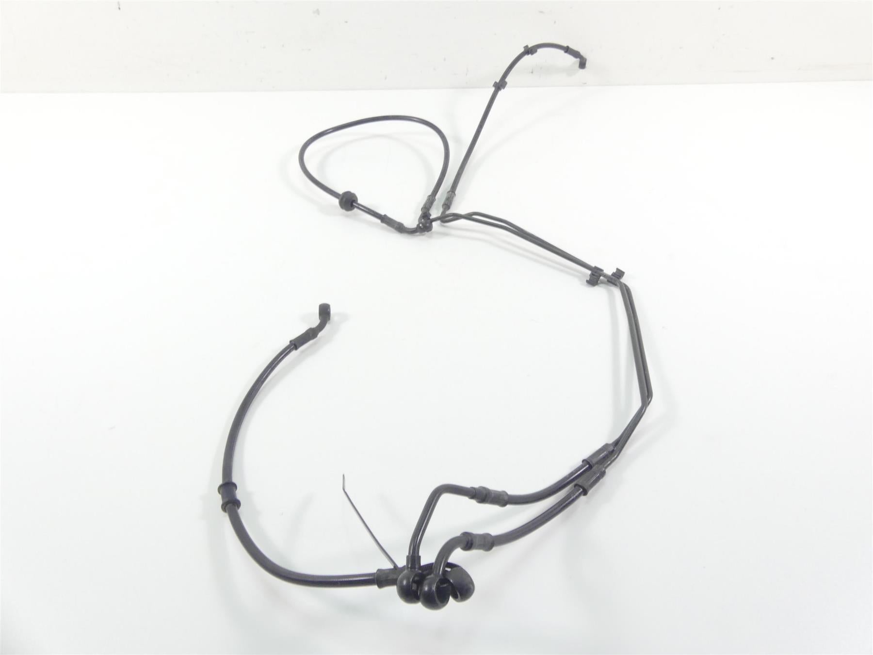 2021 Aprilia Tuono 660 Front Abs Brake Line Hose Set 2B008224 2B007005 {{ shop.shopifyCountryName }} - Mototech271