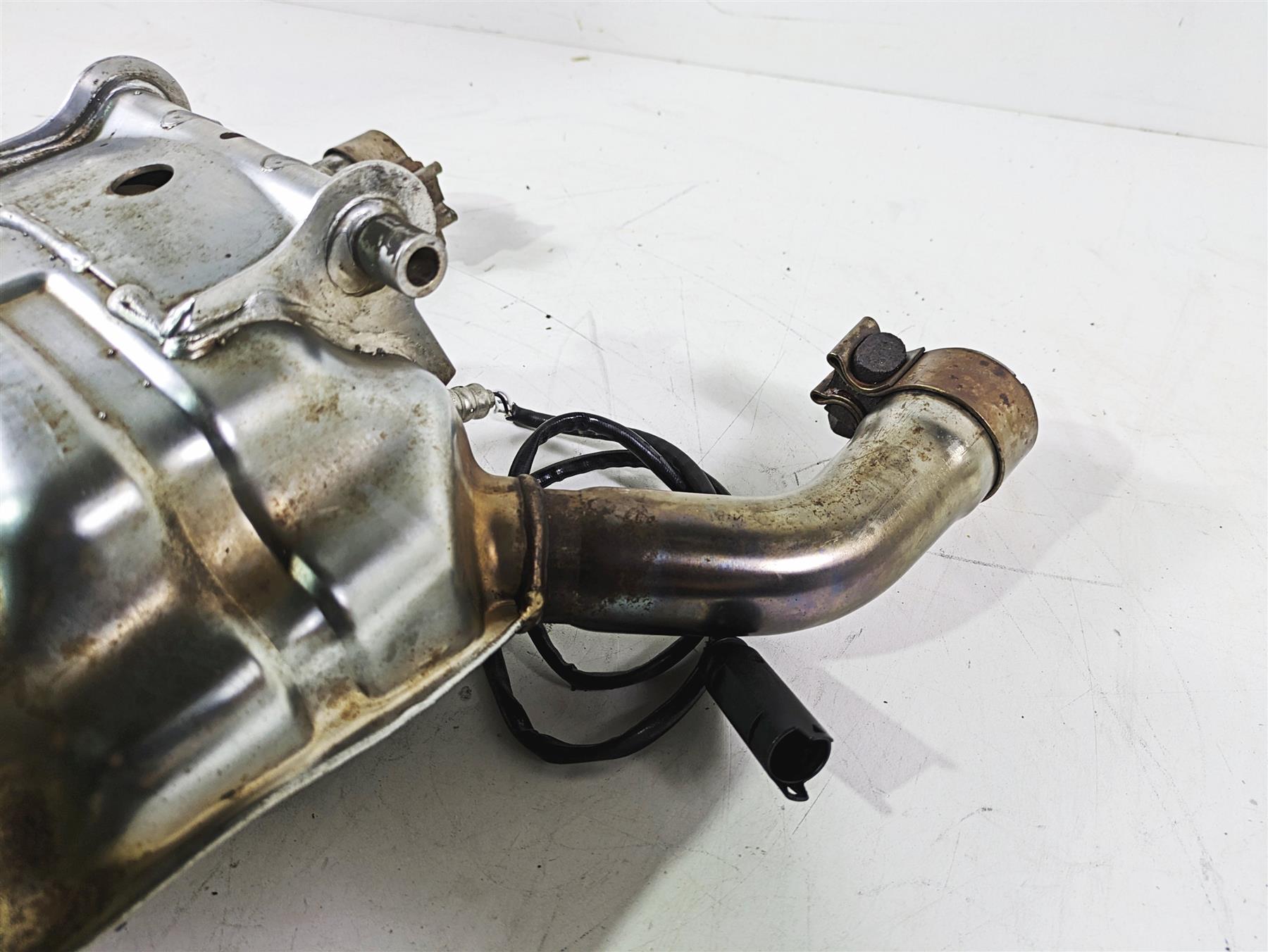 2004 BMW R1150GS R21 Exhaust Chamber Silencer Muffler 18127673648 {{ shop.shopifyCountryName }} - Mototech271