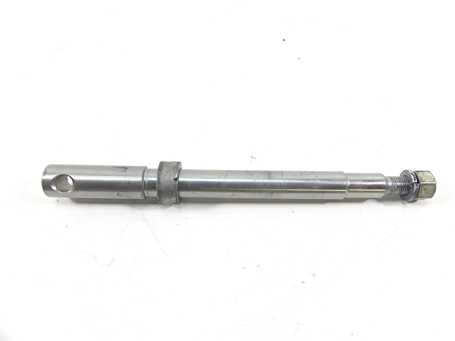 2005 Harley Sportster XL1200 C Straight Front Axle Wheel Spindle 3/4" 43895-00 {{ shop.shopifyCountryName }} - Mototech271