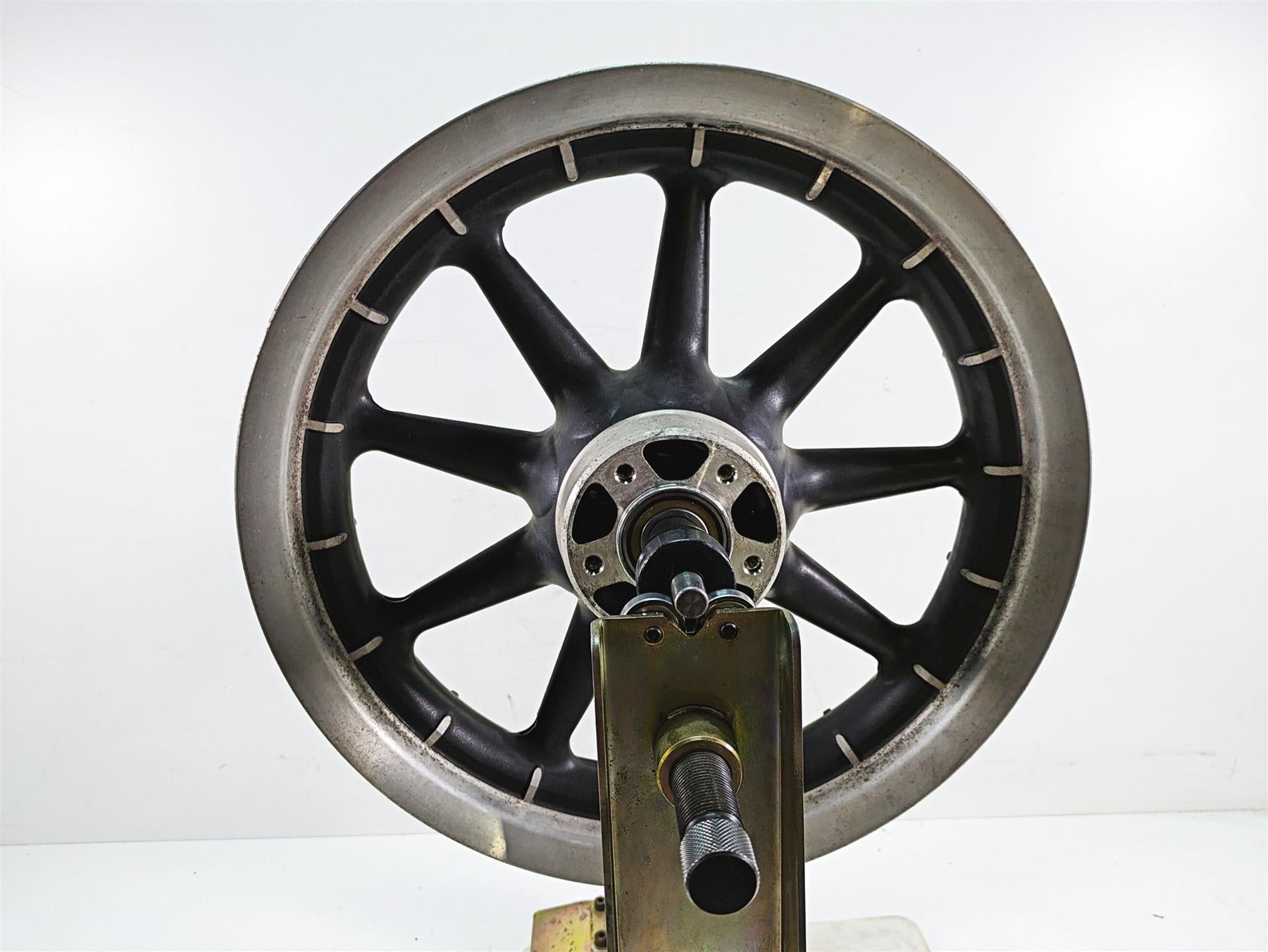 2008 Harley FLHTCU Electra Glide Straight 16x3 Front Wheel Rim 41085-08 {{ shop.shopifyCountryName }} - Mototech271