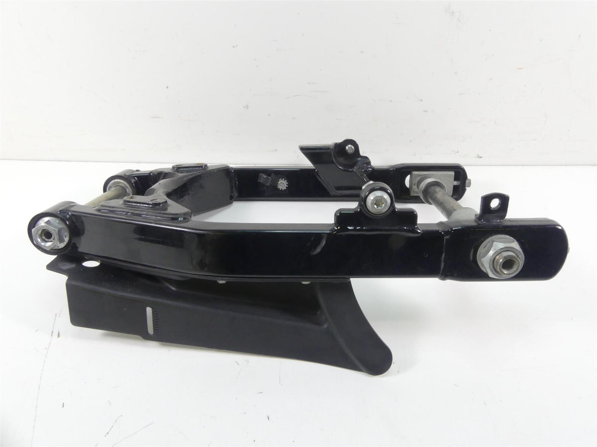 2014 Harley Dyna FXDF Fat Bob Rear Swingarm & Belt Guards + 25mm Axle 47820-10 {{ shop.shopifyCountryName }} - Mototech271