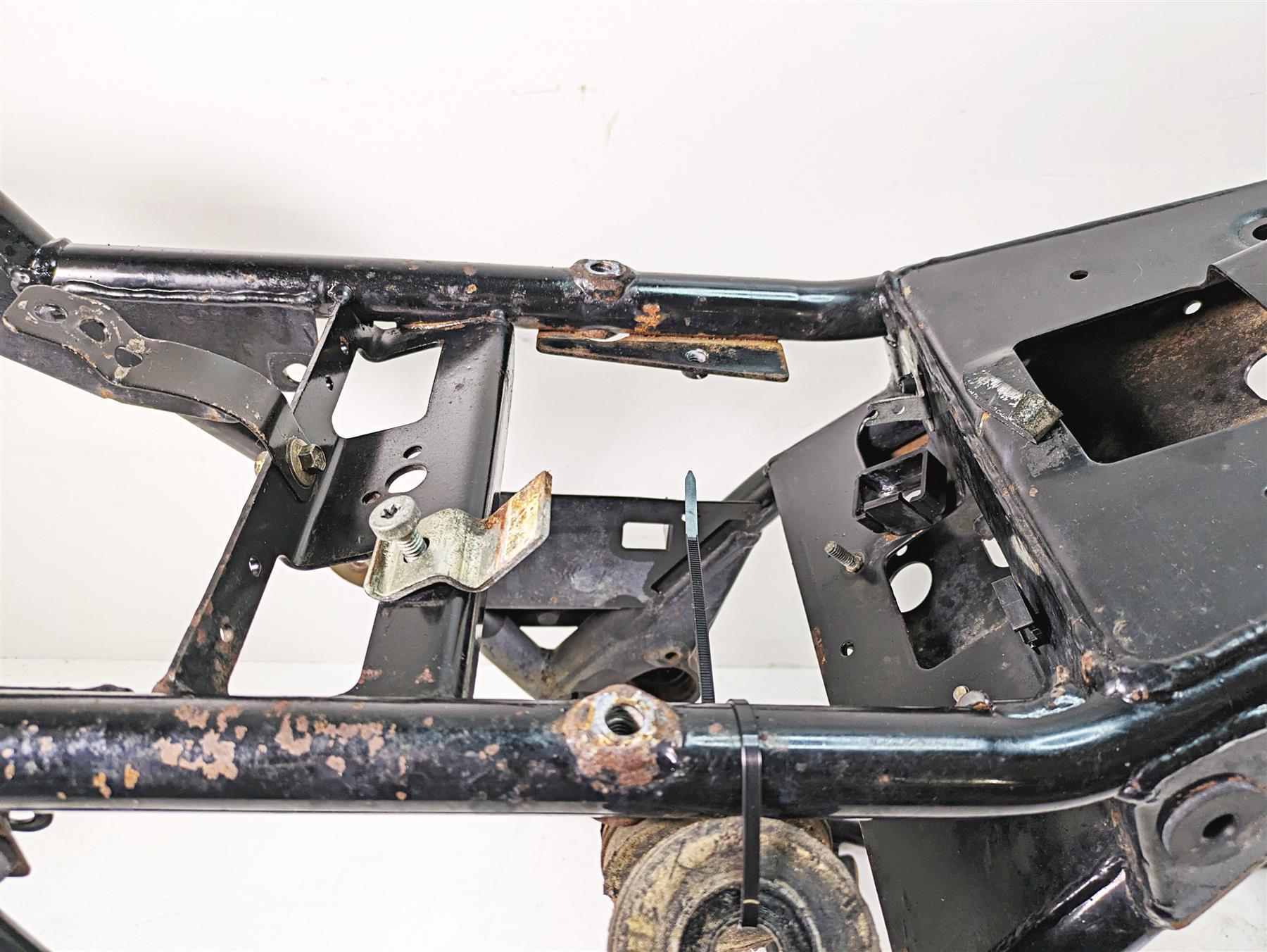 1999 Harley Touring FLHTC Electra Glide Straight Main Frame Chassis With Texas Salvage Title 47900-01 {{ shop.shopifyCountryName }} - Mototech271