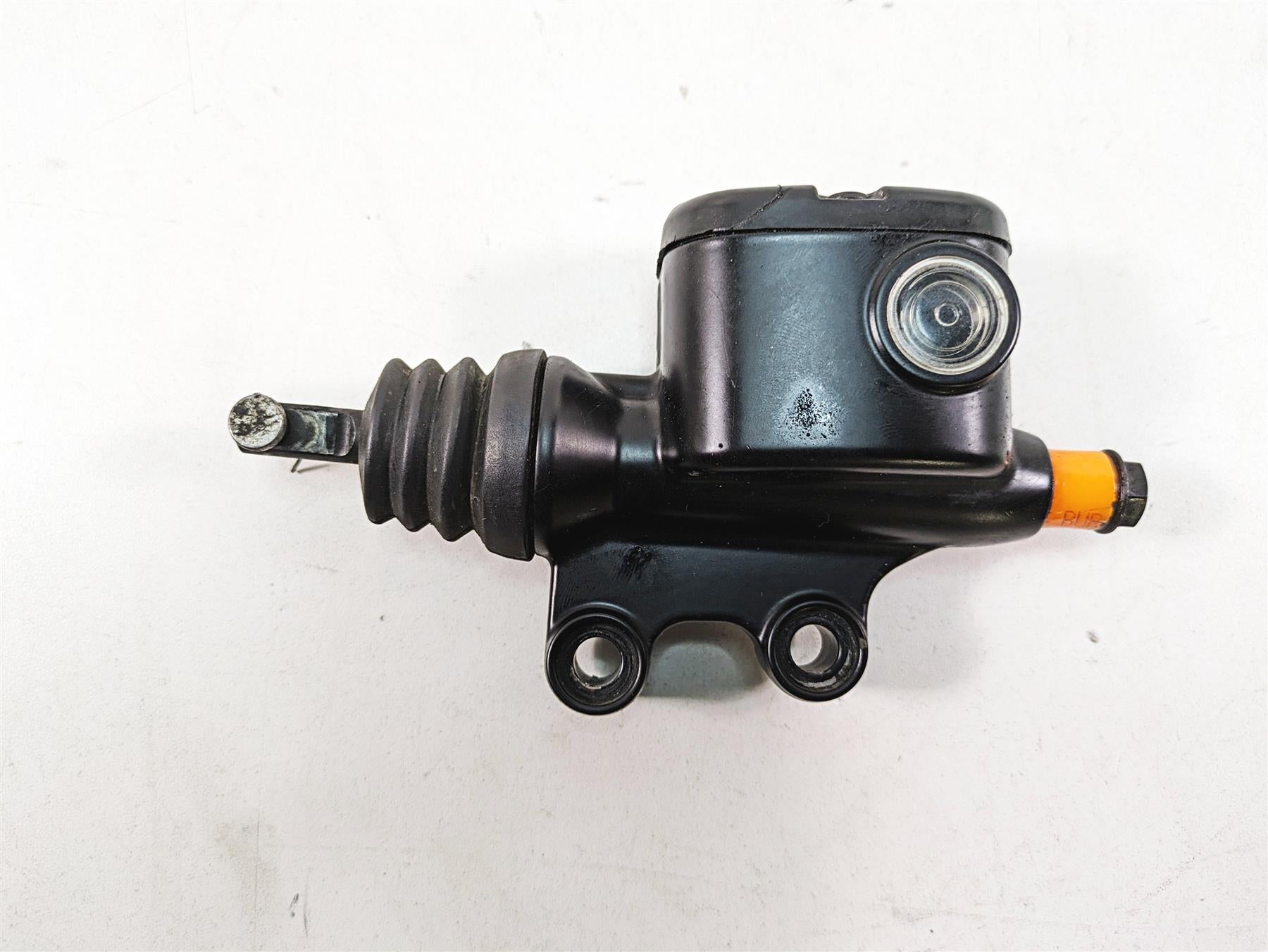 2018 Harley Touring FLHXSE CVO Street Glide Rear Brake Master Cylinder 41700028A {{ shop.shopifyCountryName }} - Mototech271