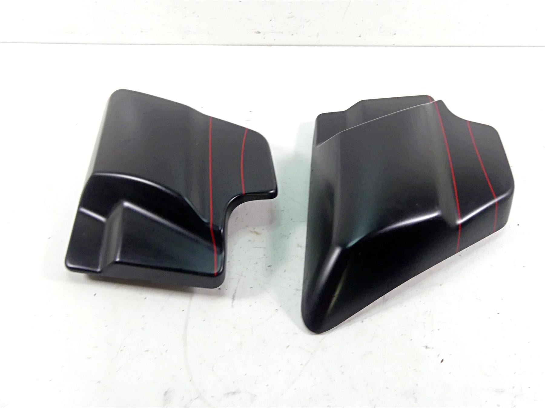 2011 Harley Touring FLTRX Road Glide Side Cover Fairing Set 66048-09A 66250-09 {{ shop.shopifyCountryName }} - Mototech271