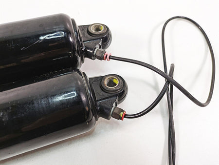 2006 Harley Touring FLHXI Street Glide Rear 12" Air Shock Damper Set 54662-02A {{ shop.shopifyCountryName }} - Mototech271