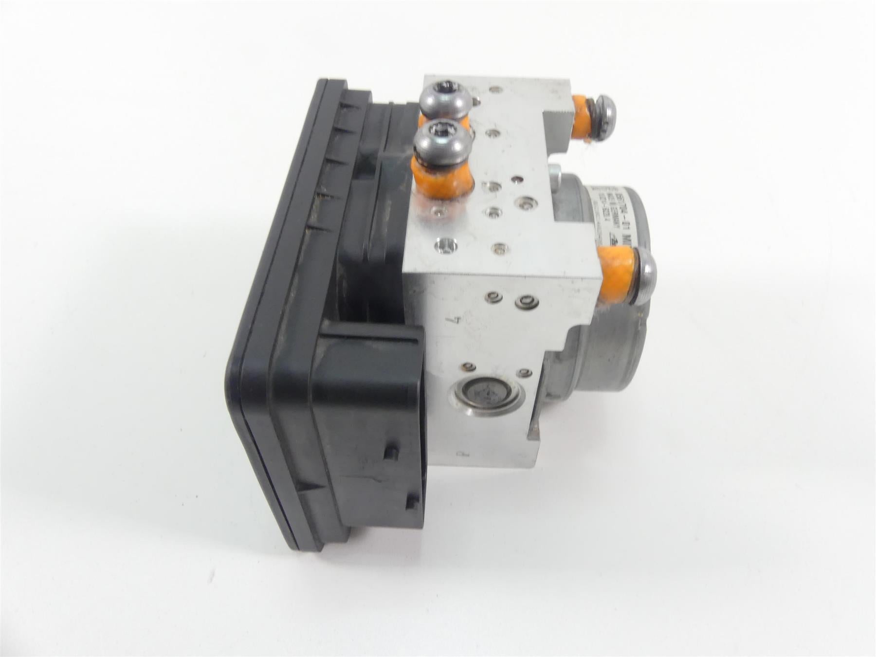 2016 BMW S1000XR K49 Abs Brake Pump Pressure Unit Module 34518561704 {{ shop.shopifyCountryName }} - Mototech271
