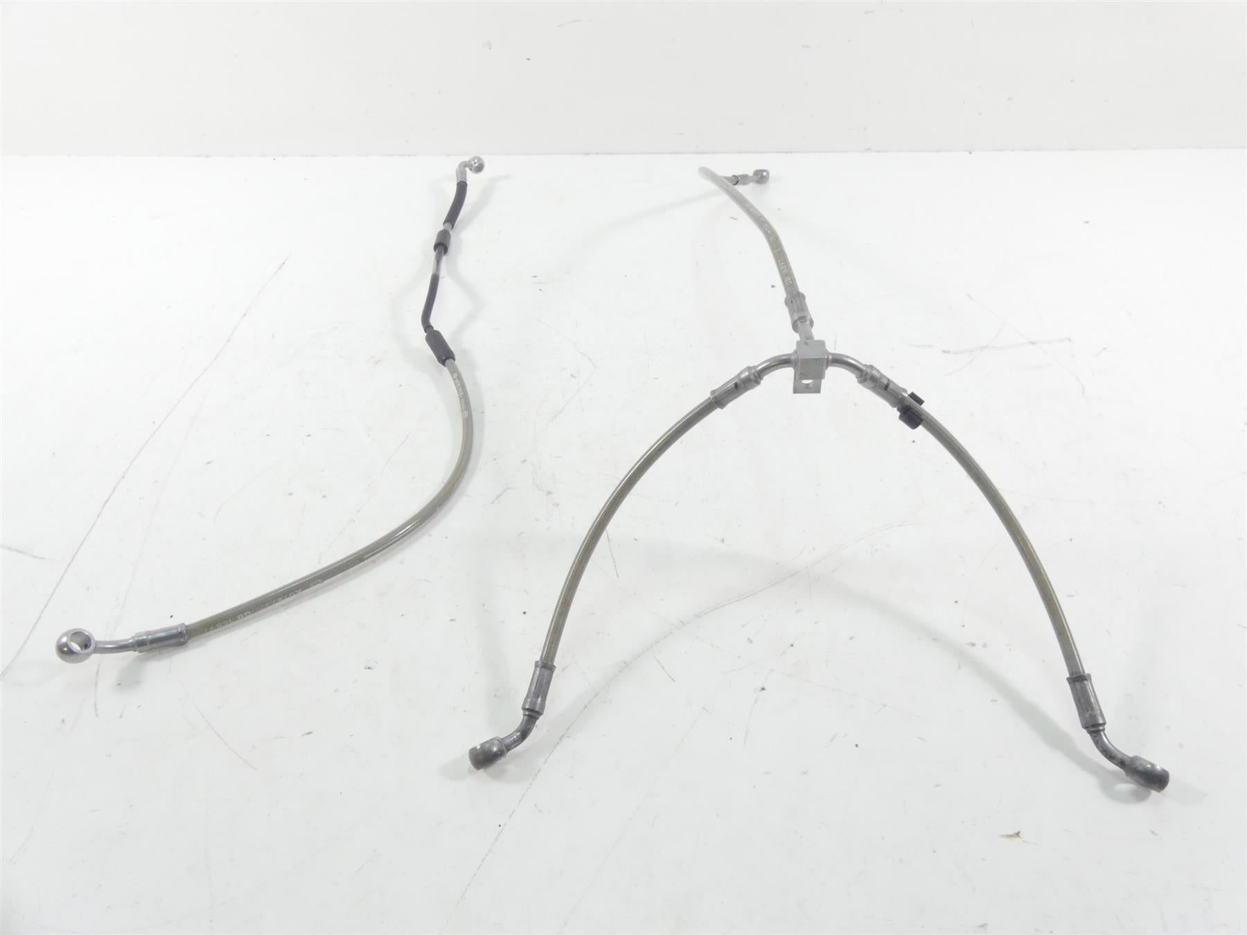 2017 BMW R1200RT K52 Front Abs Brake Line Hose Set 34328541828 34328541829 {{ shop.shopifyCountryName }} - Mototech271