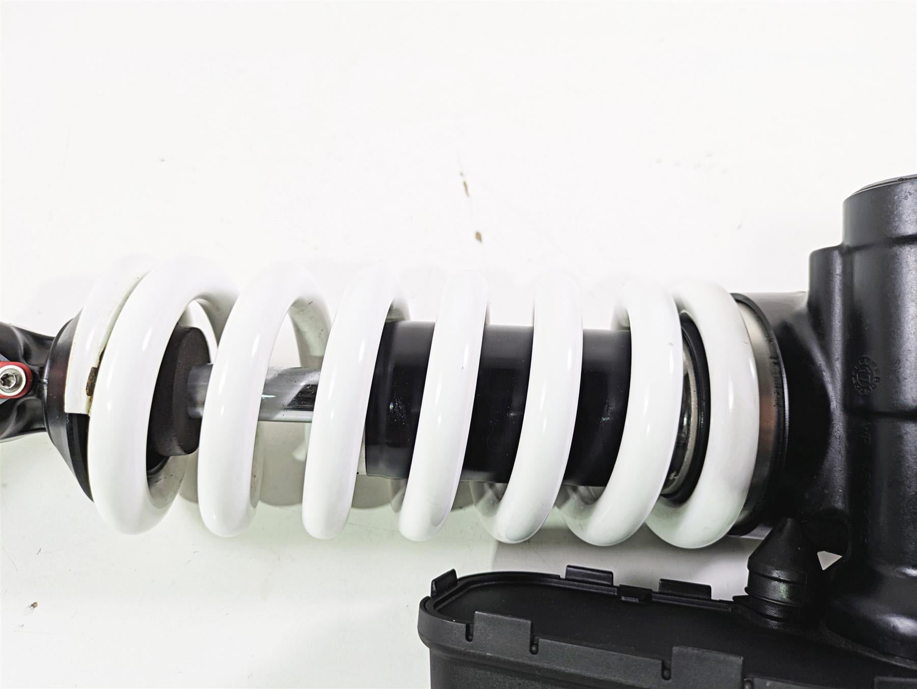2018 KTM 1290 Super Adv S WP White Power Rear Shock Damper 01181Q2601 {{ shop.shopifyCountryName }} - Mototech271