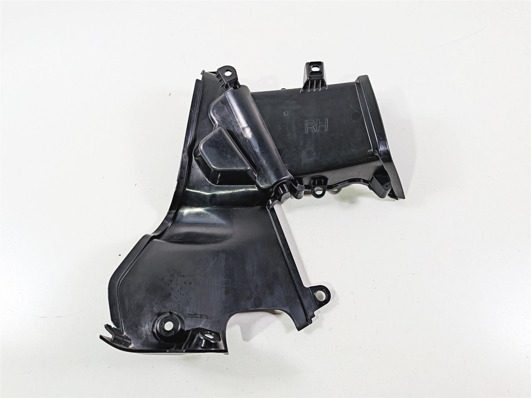 2020 Indian Challenger Limited Right Front Air Vent Duct Ram Scoop 5455637-Mototech271