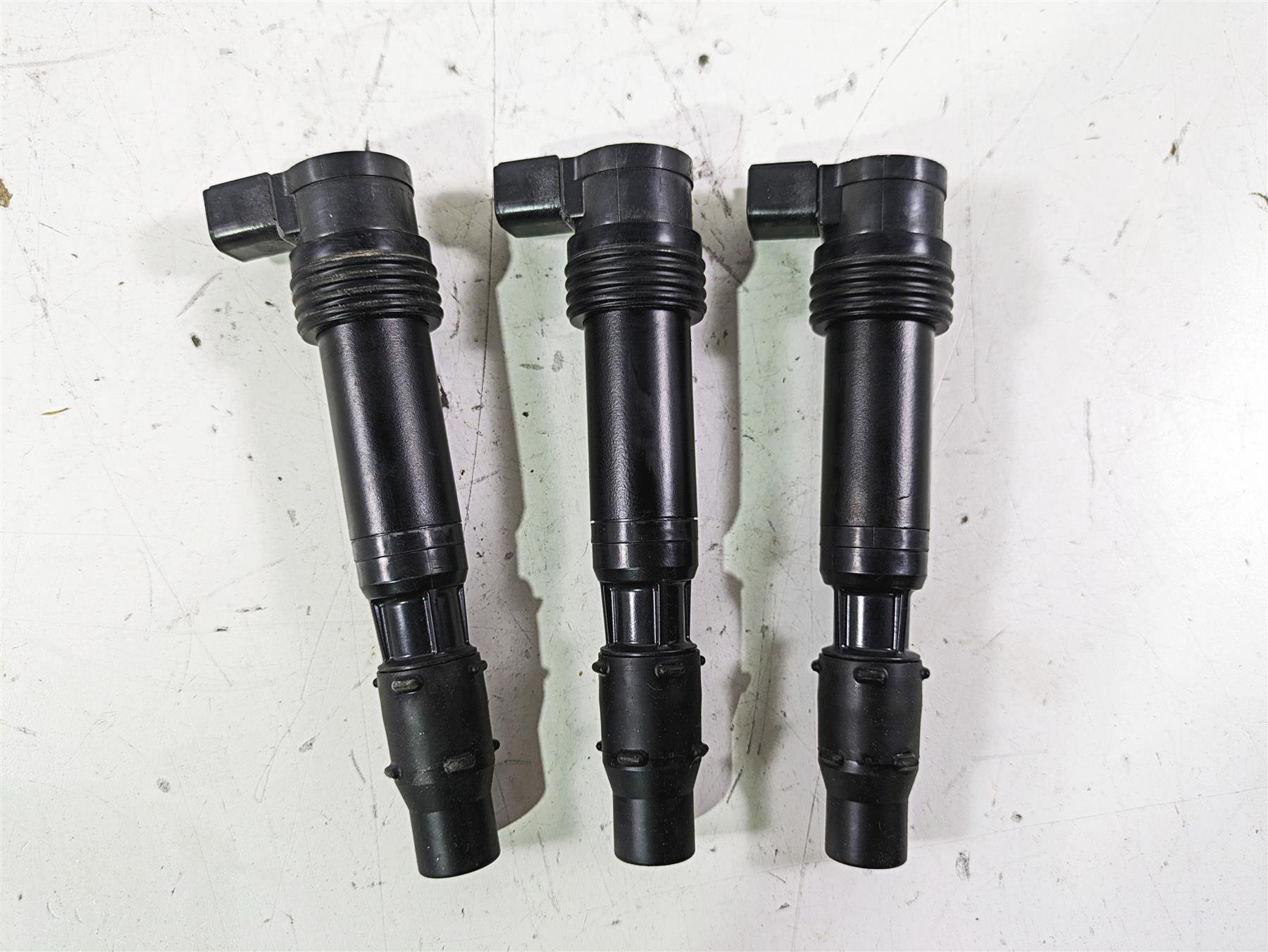 2023 Triumph Street Triple 765 RS Ignition Coils Stick Coil Set T1291504 {{ shop.shopifyCountryName }} - Mototech271