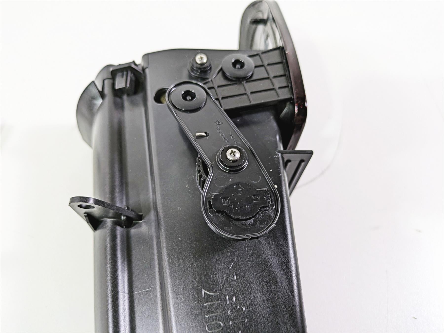 2017 Harley Touring FLHTKSE CVO E-Glide Media Storage Compartment Box 76000107A {{ shop.shopifyCountryName }} - Mototech271