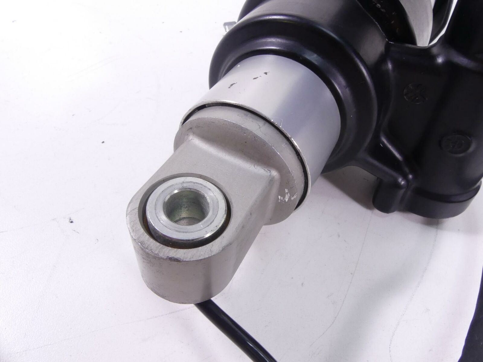 2016 BMW R1200RS K54 Rear Esa Damper Shock Suspension 33548557149 {{ shop.shopifyCountryName }} - Mototech271