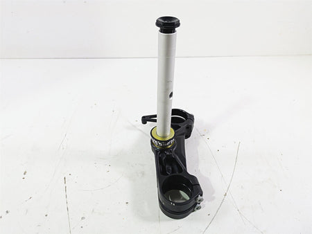 2022 KTM 1290 Super Adventure S Lower Triple Tree Steering Clamp 61901032032 {{ shop.shopifyCountryName }} - Mototech271
