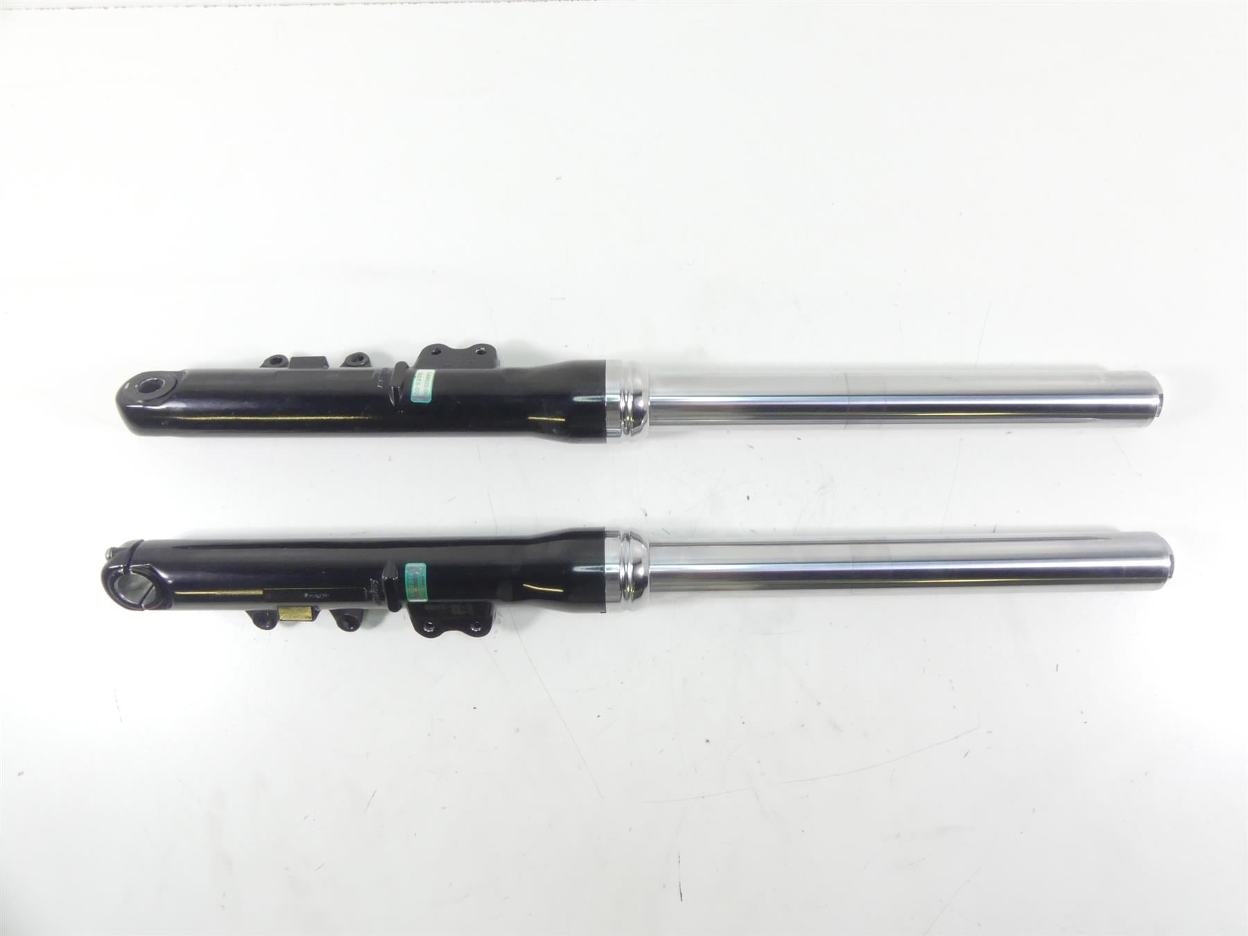 2009 Harley FXDF Dyna Fat Bob Straight Showa Front Fork Leg Set - 49mm 48623-08A {{ shop.shopifyCountryName }} - Mototech271