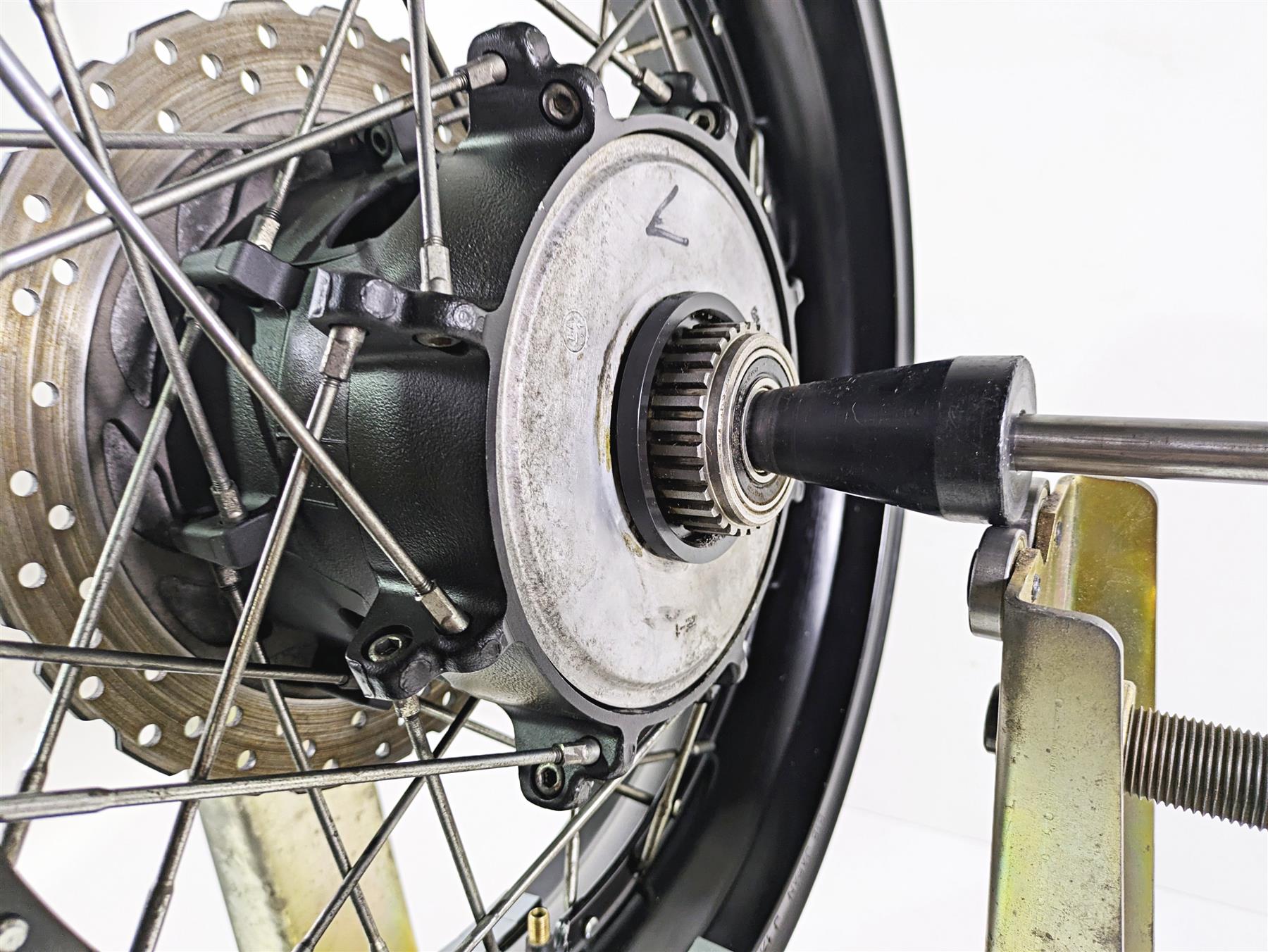 2012 Yamaha XT1200 Super Tenere Rear Wheel Rim 17x4 Spoke 23P-25311-00-00 {{ shop.shopifyCountryName }} - Mototech271