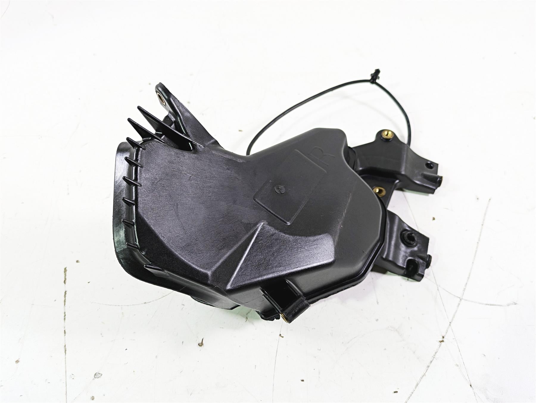 2016 Harley Touring FLTRX Road Glide Right Media Compartment READ 76000492 {{ shop.shopifyCountryName }} - Mototech271