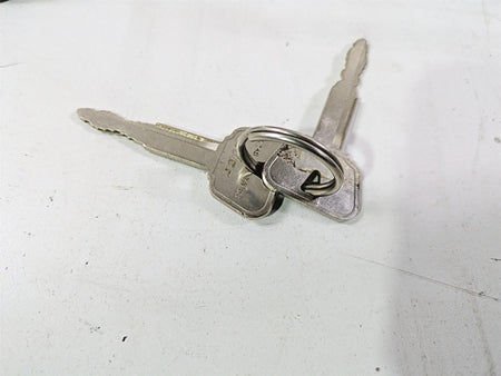 2004 Yamaha XVZ1300 Royal Star Gas Cap Helmet Locl & Key Set {{ shop.shopifyCountryName }} - Mototech271
