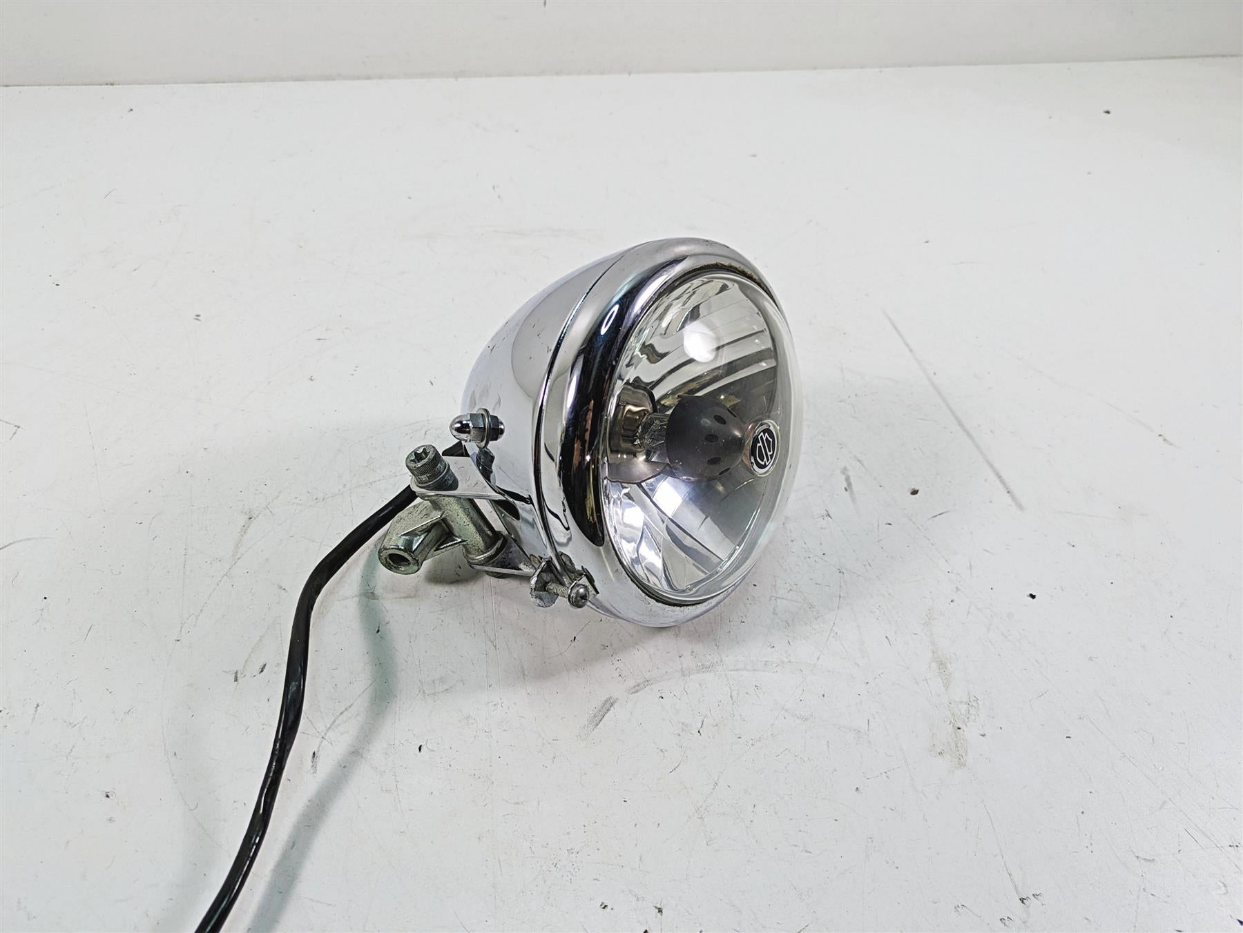 2006 Harley Softail FXSTSI Springer Nice Headlight Head Light Lamp 69769-05 {{ shop.shopifyCountryName }} - Mototech271