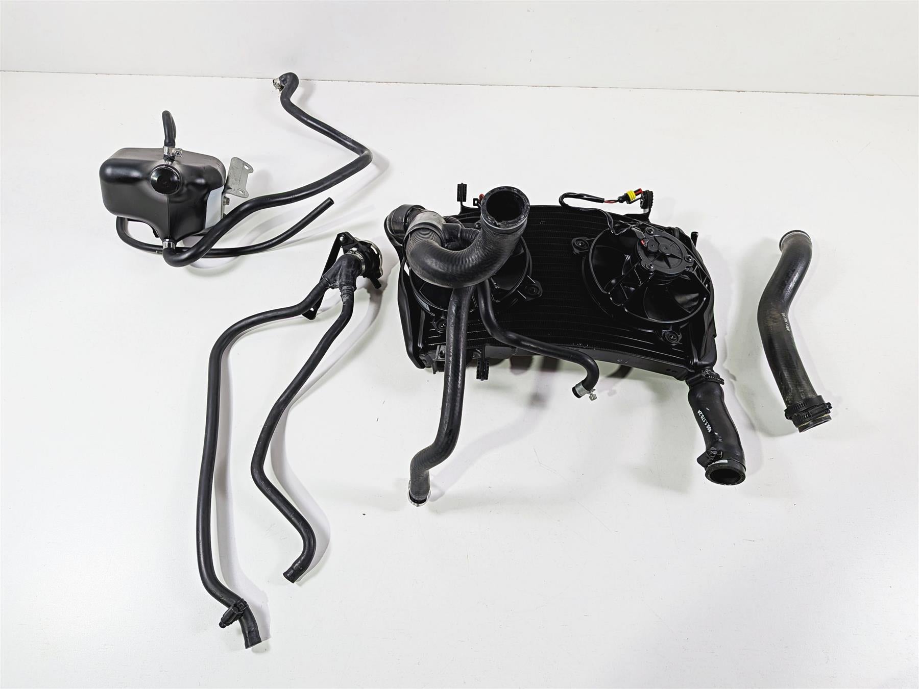2011 Ducati Streetfighter 1098 S Upper Radiator Fan Reservoir Set 54840841B {{ shop.shopifyCountryName }} - Mototech271