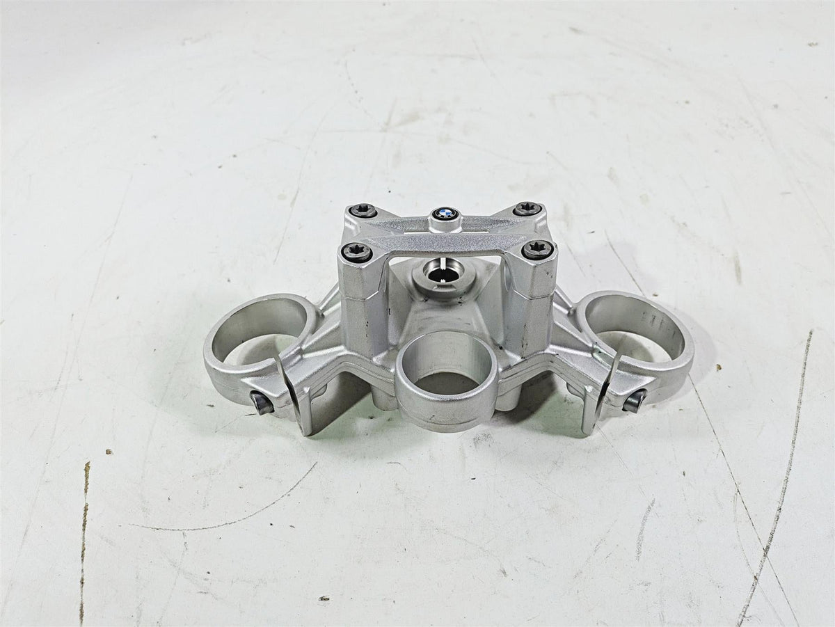 2016 BMW F800R K73 Upper Triple Tree Steering Clamp 8546421 32418546421 {{ shop.shopifyCountryName }} - Mototech271
