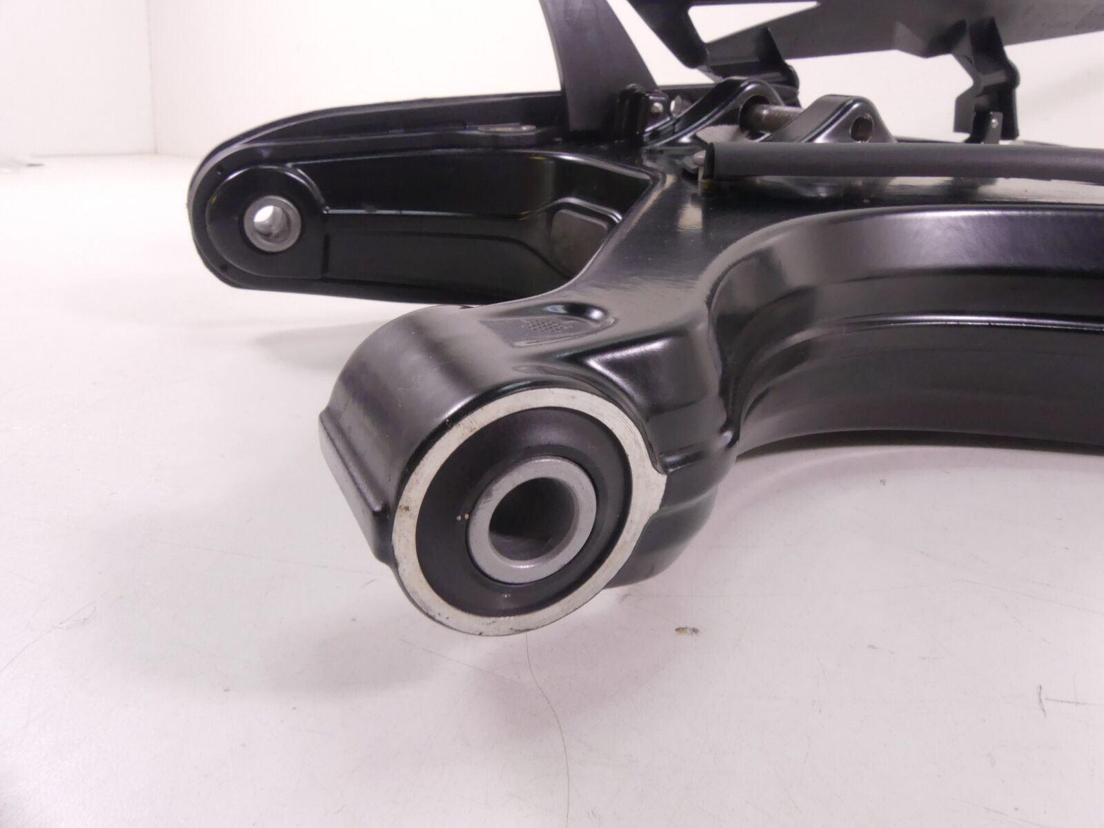 2013 BMW F800GS K72 Straight Rear Suspension Swingarm 33178535870 33178549120 {{ shop.shopifyCountryName }} - Mototech271