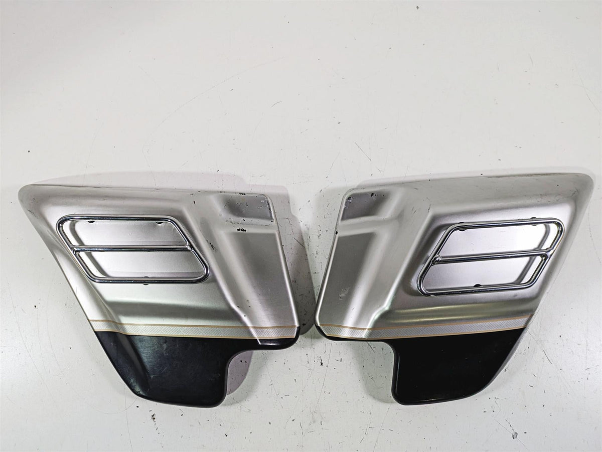 2003 Harley Touring FLHTCUI 100TH E-Glide Side Cover Fairing Set 66670-97A {{ shop.shopifyCountryName }} - Mototech271