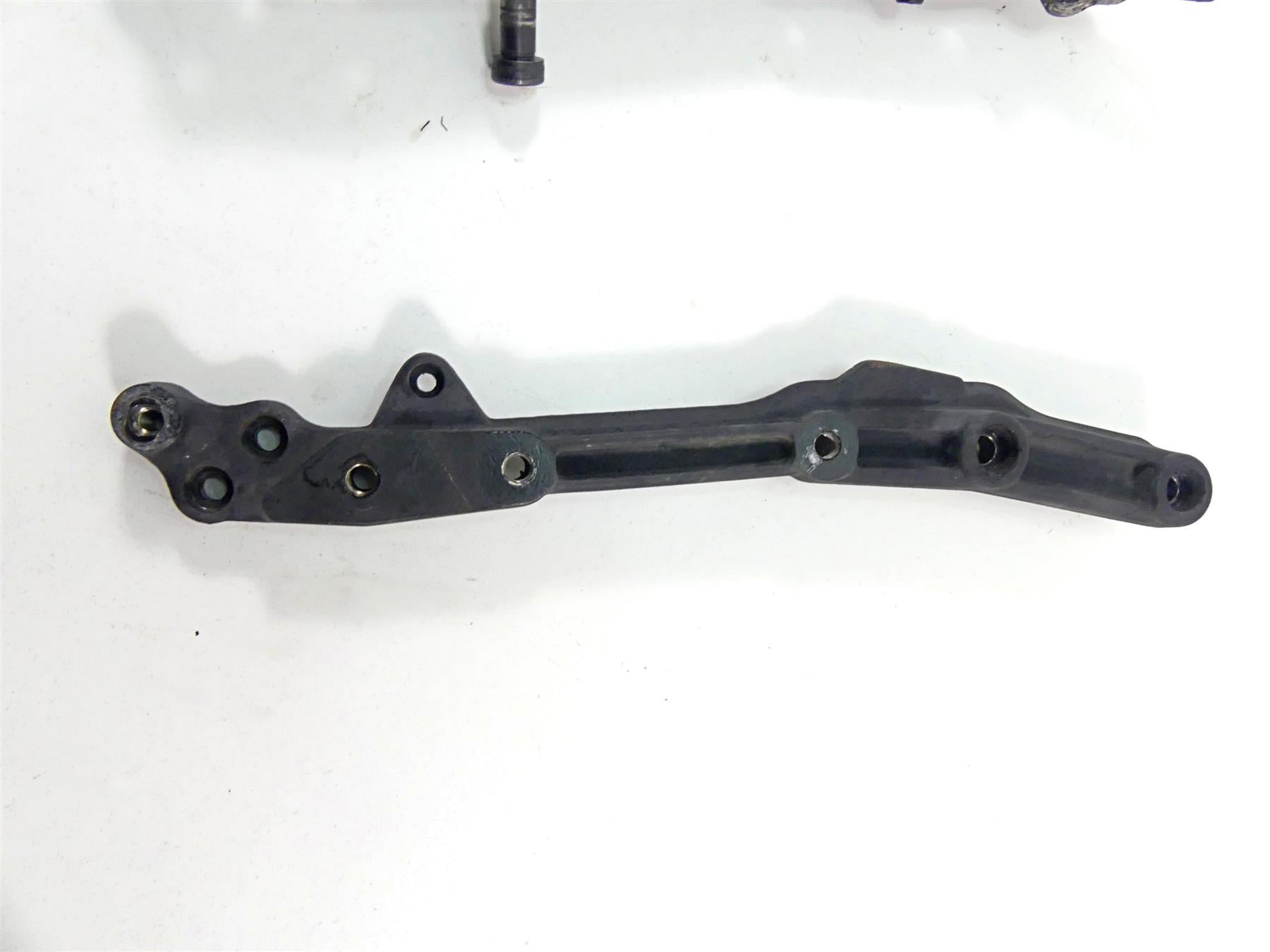 2011 Victory Cross Country Lower Engine Mount Frame Rail Cradle Set 5137537 {{ shop.shopifyCountryName }} - Mototech271