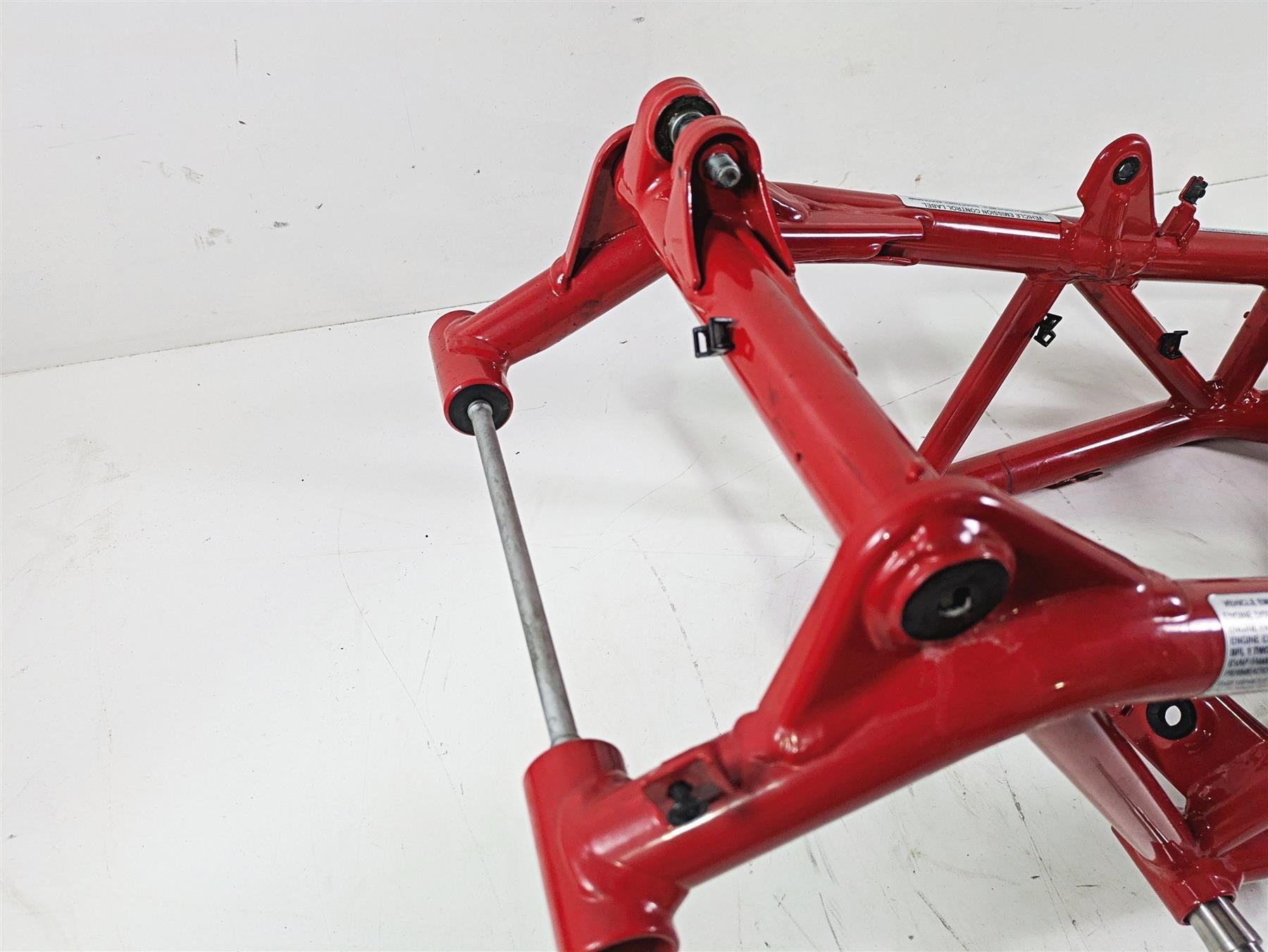 2018 Ducati Hypermotard 939 SP Straight Main Frame Chassis With Clean Oregon Title 47017931AA 47017961AA {{ shop.shopifyCountryName }} - Mototech271