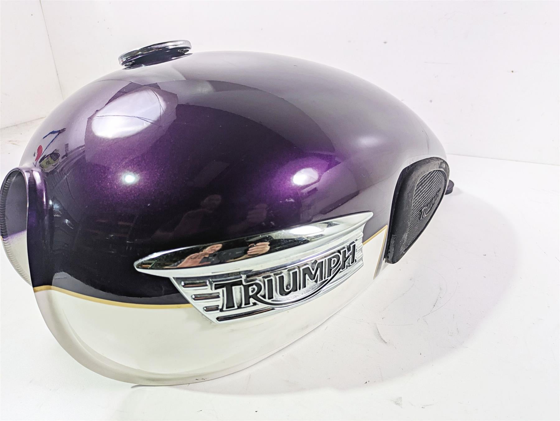 2013 Triumph Bonneville Fuel Petrol Tank Imperial Purple - No Dent T2402239-KF {{ shop.shopifyCountryName }} - Mototech271