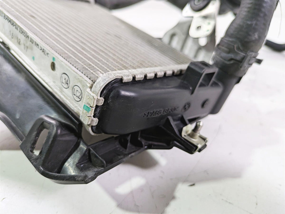 2018 BMW R1200GS GSW K50 Left Radiator + Thermostat Fan & Cover Set 17118546408 {{ shop.shopifyCountryName }} - Mototech271