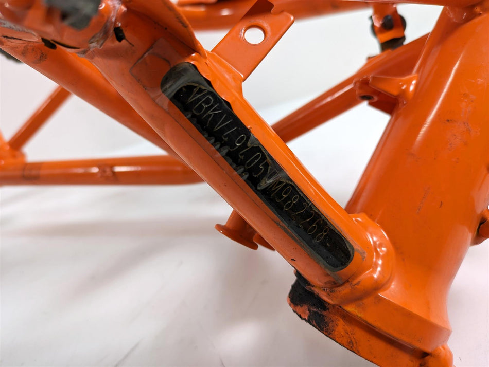 2018 KTM 1090 Adventure R Main Frame Chassis With Clean California Title - Damaged Read 60803001100EB {{ shop.shopifyCountryName }} - Mototech271