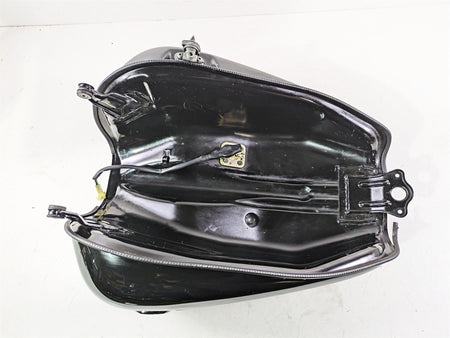 2004 Yamaha XVZ1300 Royal Star Fuel Gas Petrol Tank & Sending Unit 4XY-YK241 {{ shop.shopifyCountryName }} - Mototech271