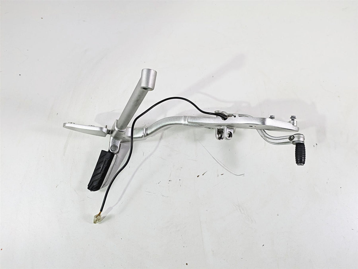 2016 Moto Guzzi Stelvio 1200 8V NTX Right Footpeg Mount & Brake Pedal 886987 {{ shop.shopifyCountryName }} - Mototech271