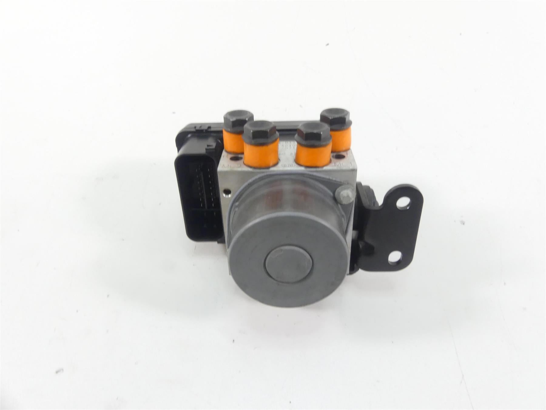 2014 Ducati Hypermotard 821 SP Abs Brake Pump Pressure Module 54240331B {{ shop.shopifyCountryName }} - Mototech271