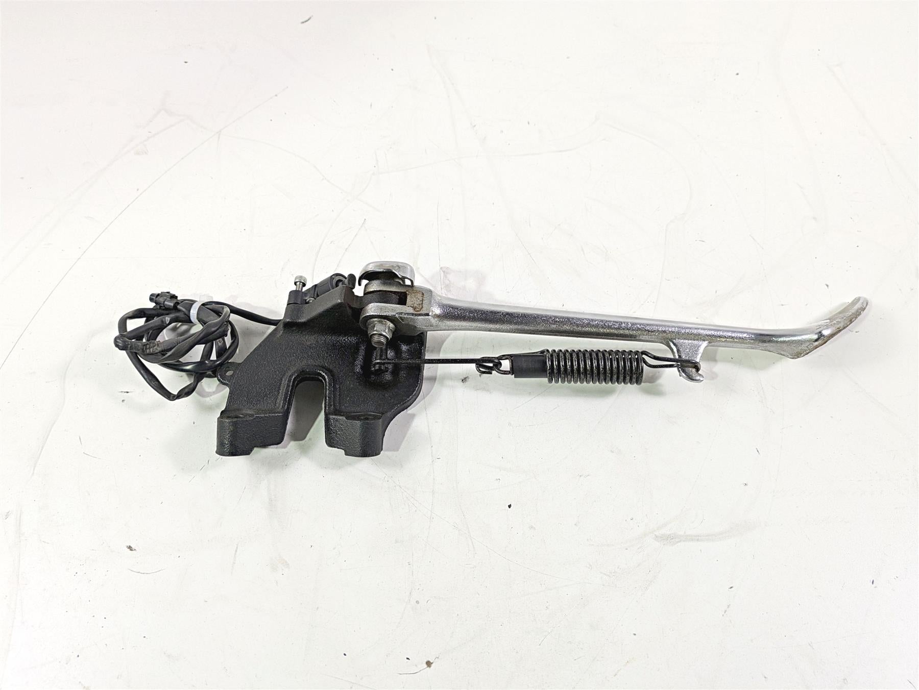 2008 Yamaha XVS1300 V-Star Tourer Kickstand Kick Stand & Switch 4KU-27311-13-00 {{ shop.shopifyCountryName }} - Mototech271